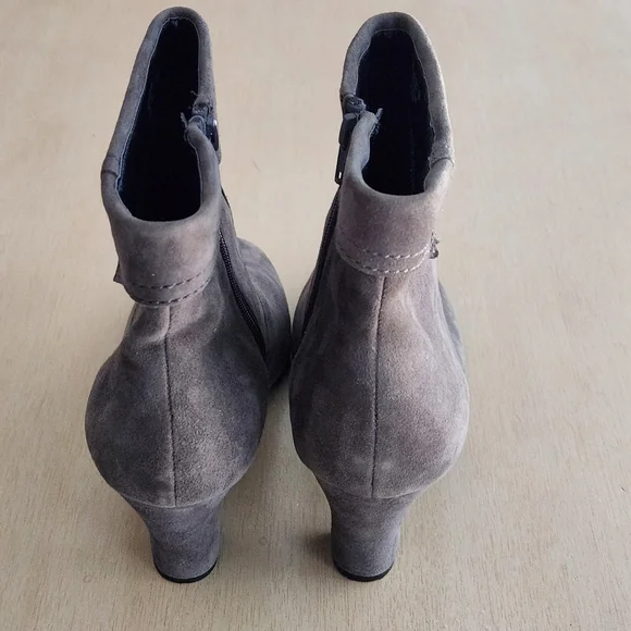 Aerosoles Aerolite Suede Boots - Picture 7 of 16